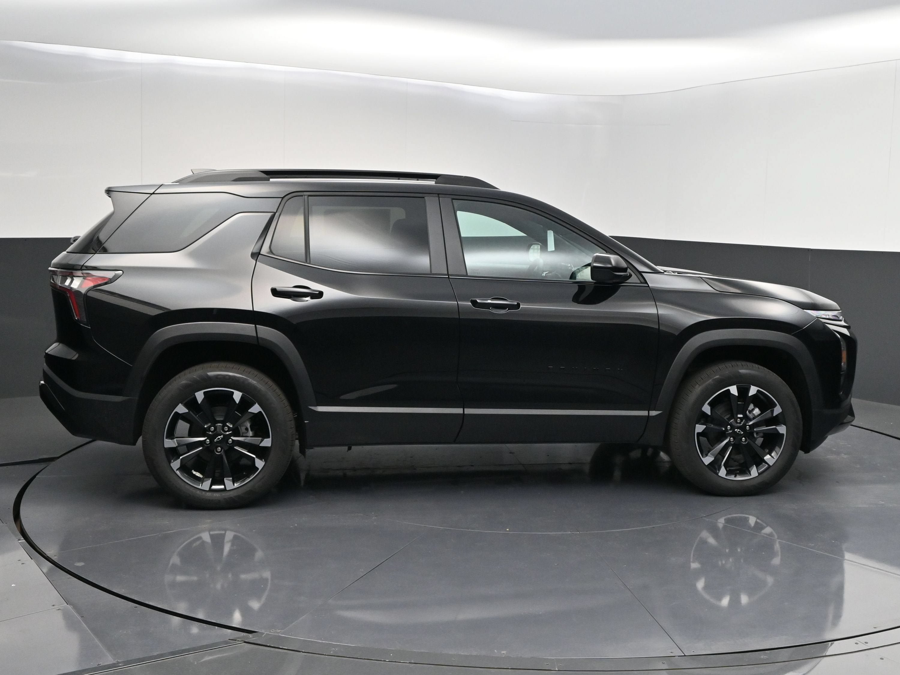 New 2027 Chevrolet Equinox RS AWD/4WD image 9