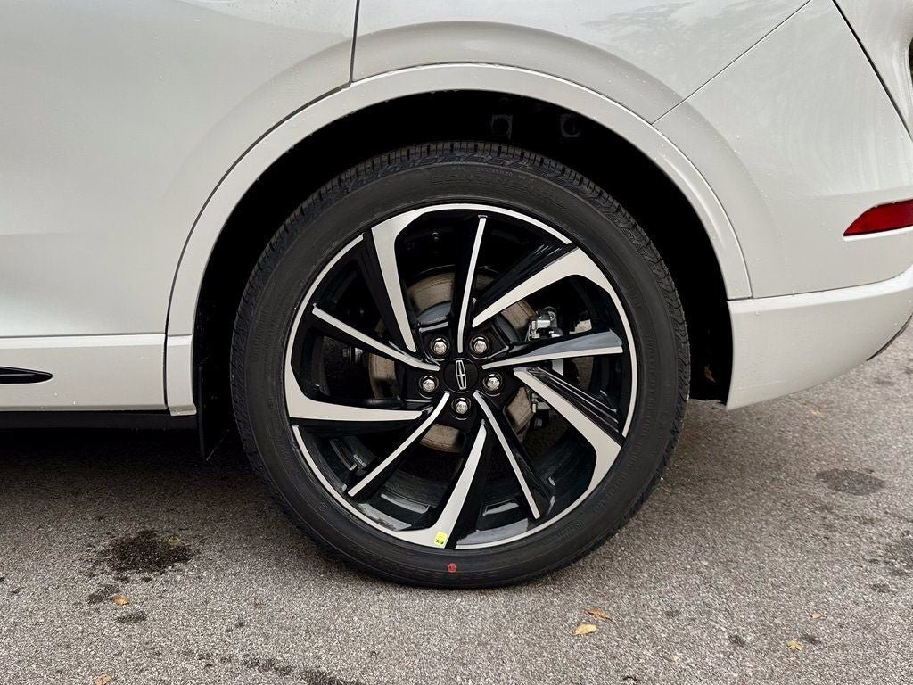New 2025 Lincoln Corsair Grand Touring image 37