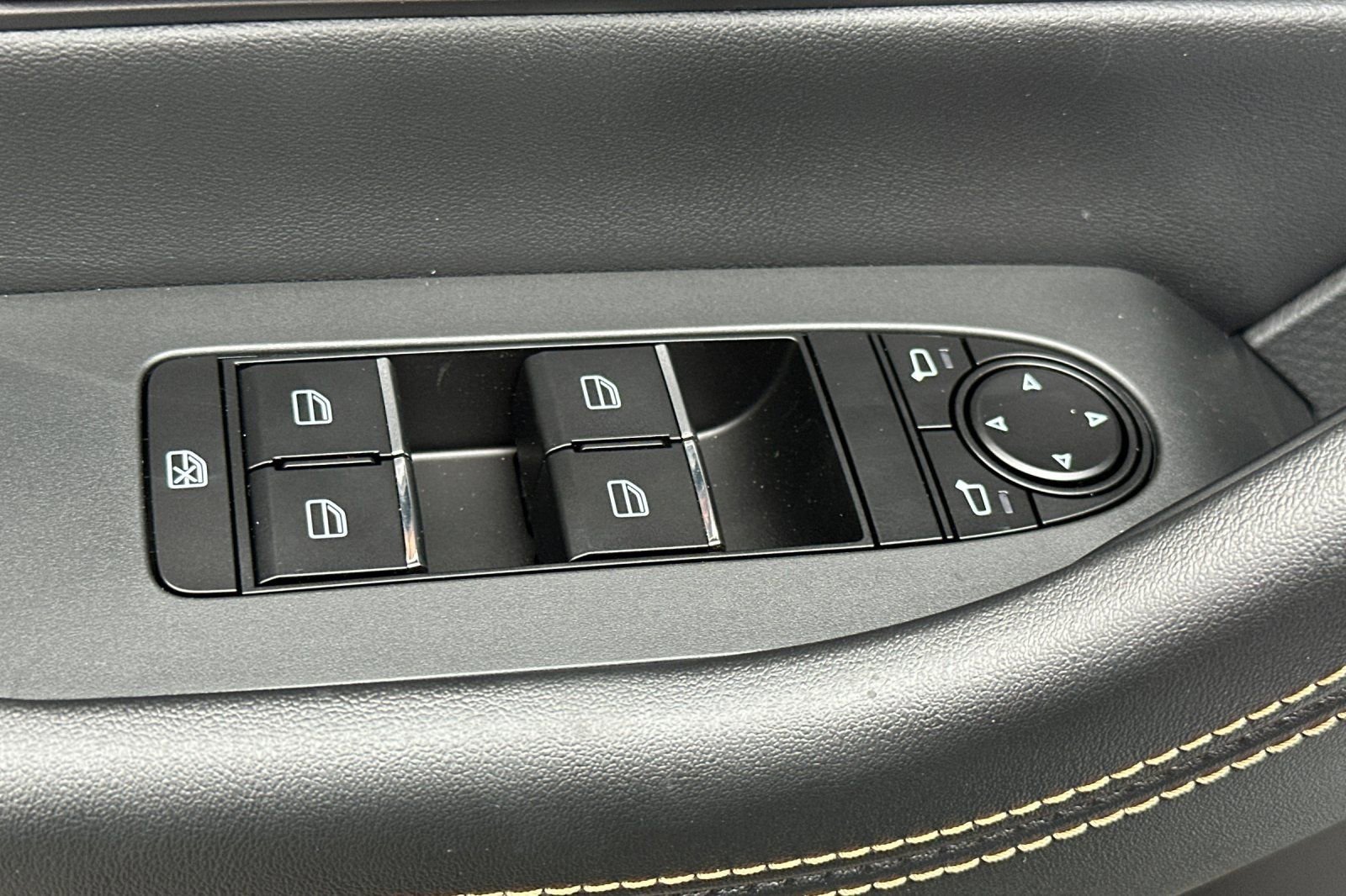 New 2026 MAZDA CX-90 3.3 Turbo w/ Preferred Package image 12