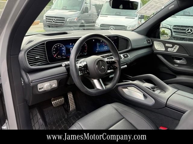 Used 2025 Mercedes-Benz GLS 450 4MATIC image 15