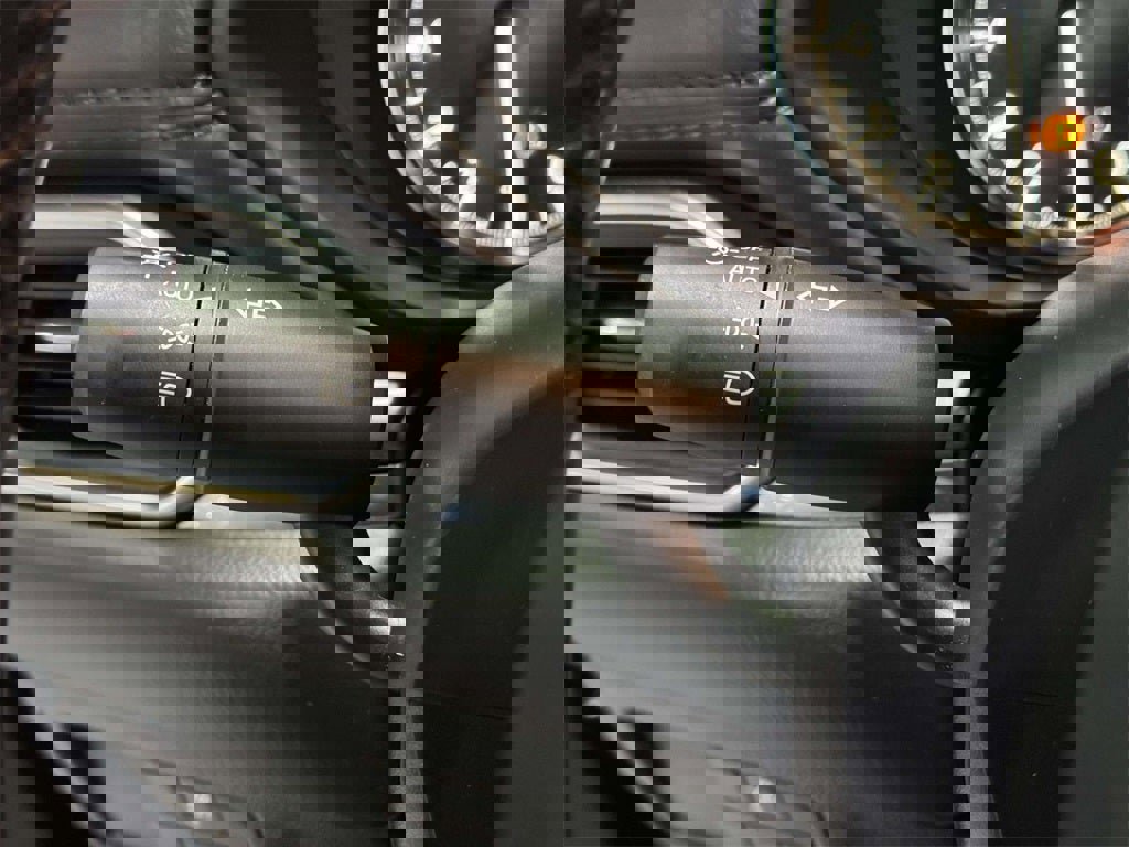 Used 2022 MAZDA CX-5 AWD 2.5 S w/ Premium Package image 23