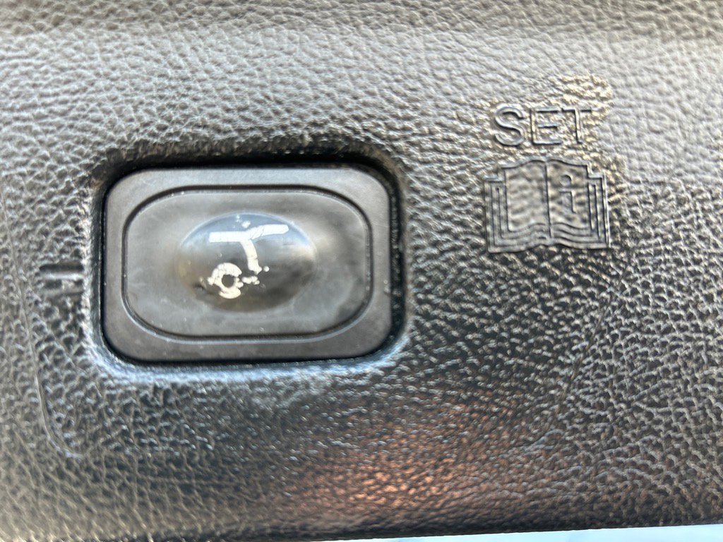 Used 2022 Ford Edge Titanium image 14