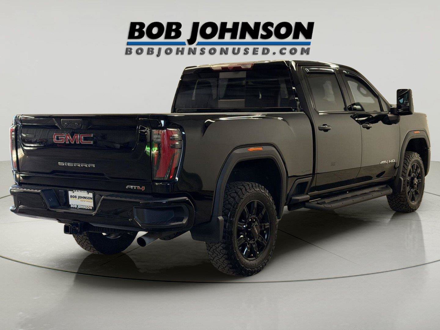 Used 2024 GMC Sierra 2500 AT4 w/ AT4 Preferred Package AWD/4WD image 12