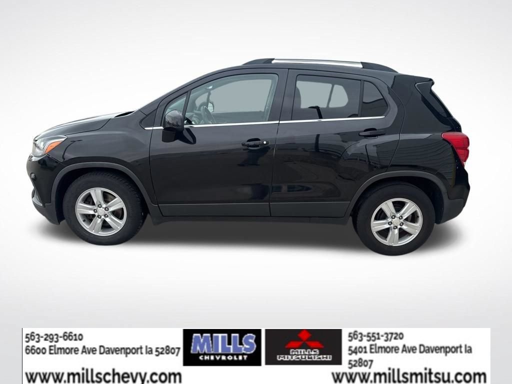 Used 2017 Chevrolet Trax LT FWD image 2