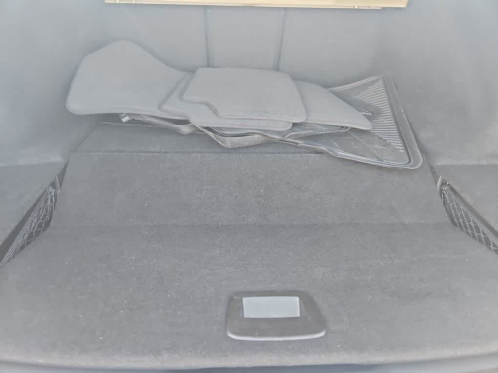 Used 2023 BMW 530e xDrive w/ Premium Package AWD/4WD image 9