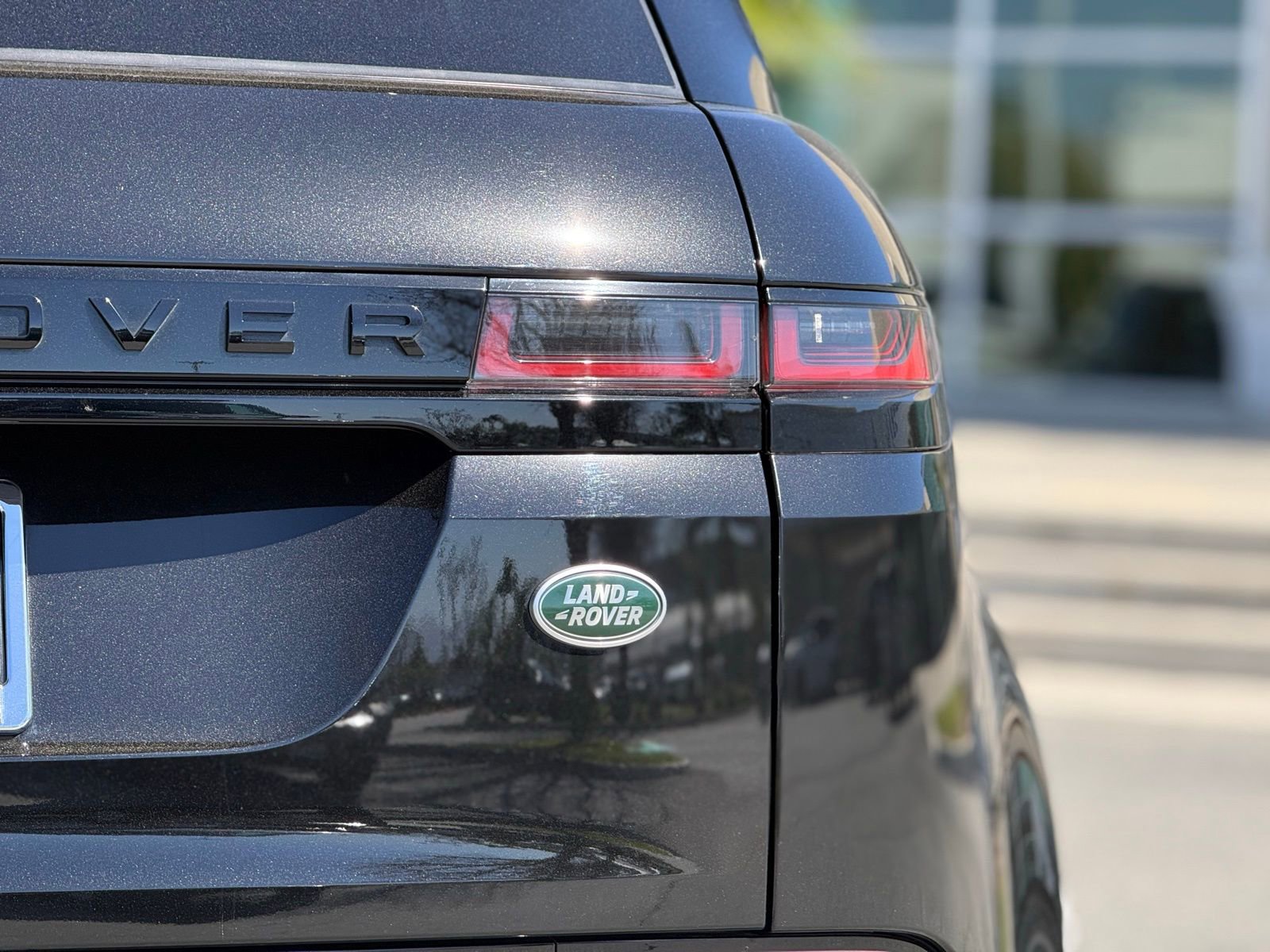 Used 2023 Land Rover Range Rover Evoque R-Dynamic S image 14