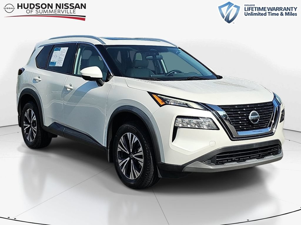 Used 2021 Nissan Rogue SV w/ Premium Package FWD image 1