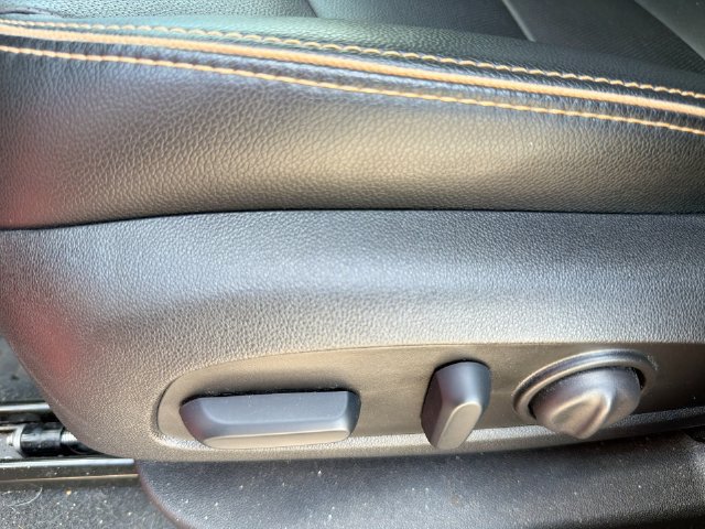 Certified 2024 GMC Terrain AT4 w/ Infotainment Package II AWD/4WD image 15