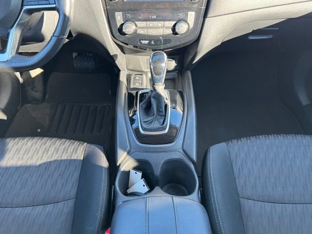 Used 2019 Nissan Rogue SV w/ Premium Package image 18