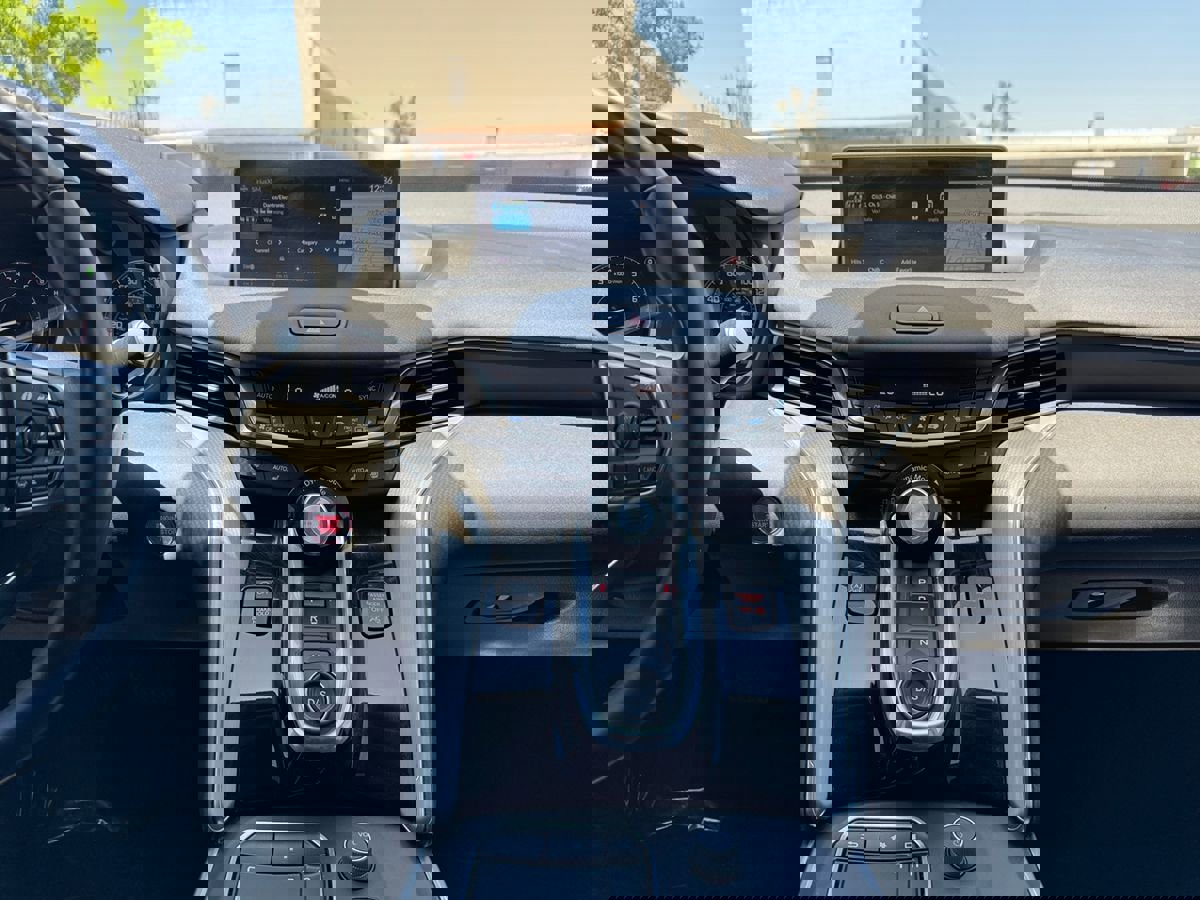 Used 2023 Acura TLX w/ Technology Package image 15