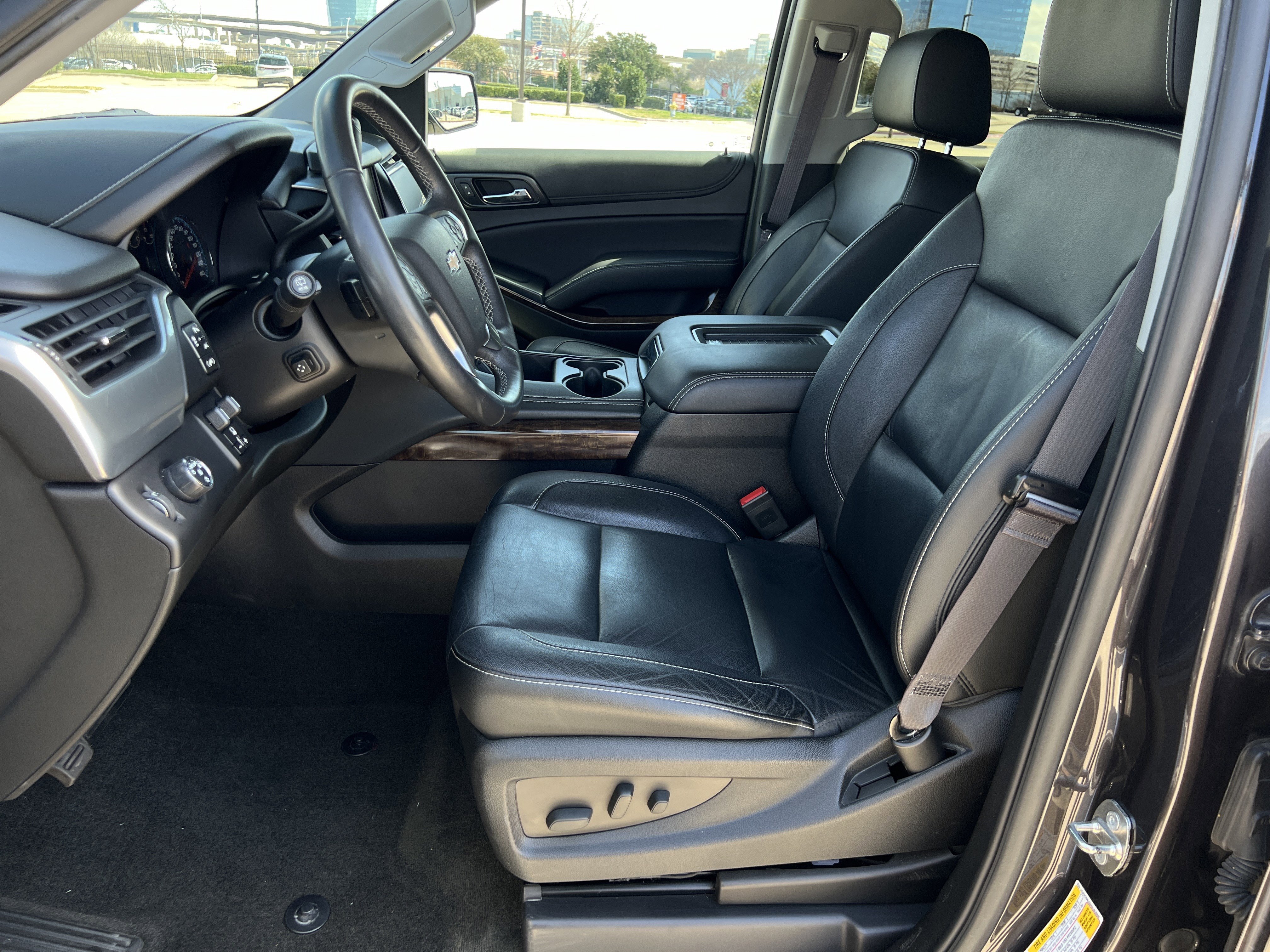 Used 2017 Chevrolet Tahoe LT w/ LT Signature Package image 28