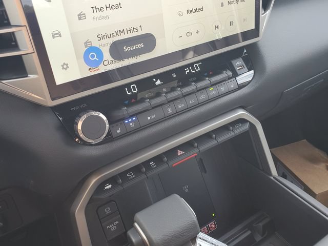 New 2026 Toyota Tundra Limited AWD/4WD image 30