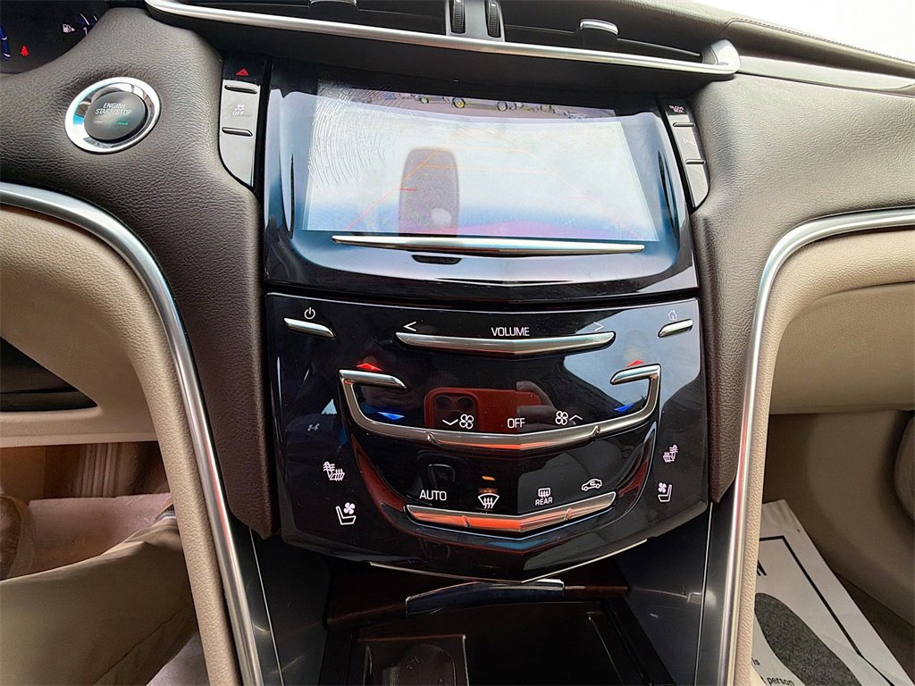 Used 2014 Cadillac XTS Luxury image 16