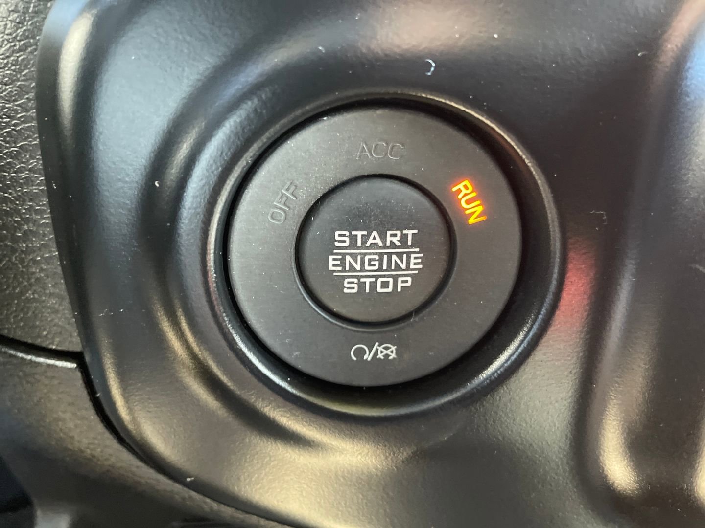 Used 2022 Jeep Wrangler Unlimited Rubicon w/ Steel Bumper Group AWD/4WD image 19