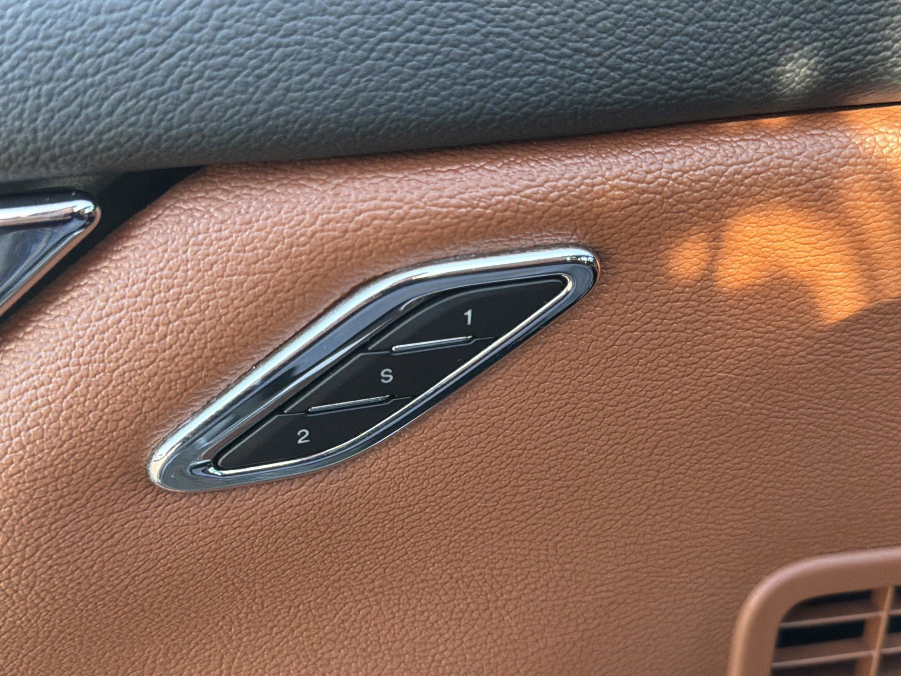 Used 2018 Maserati Quattroporte S image 21