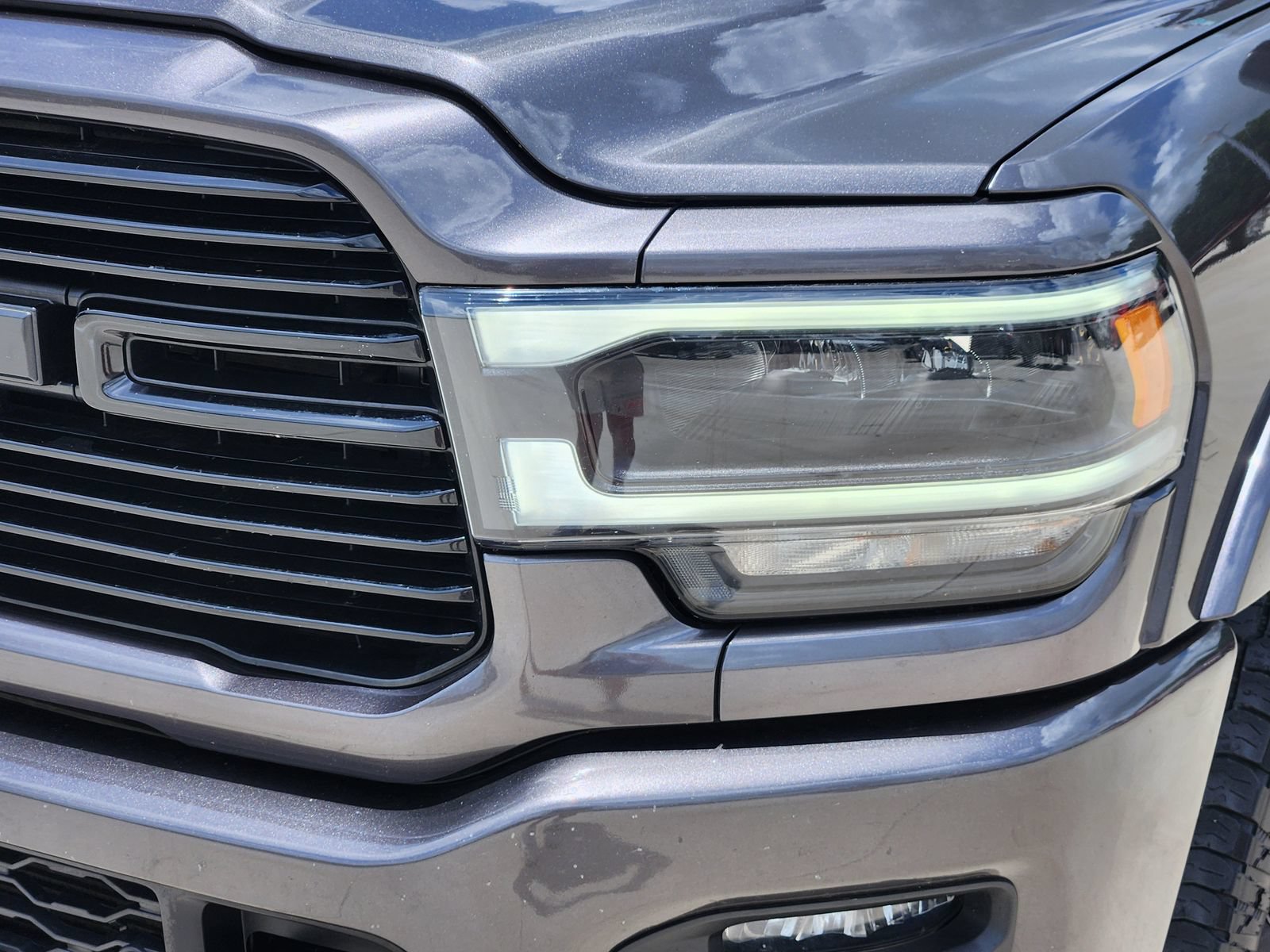 Used 2022 RAM 3500 Laramie w/ Night Edition AWD/4WD image 9