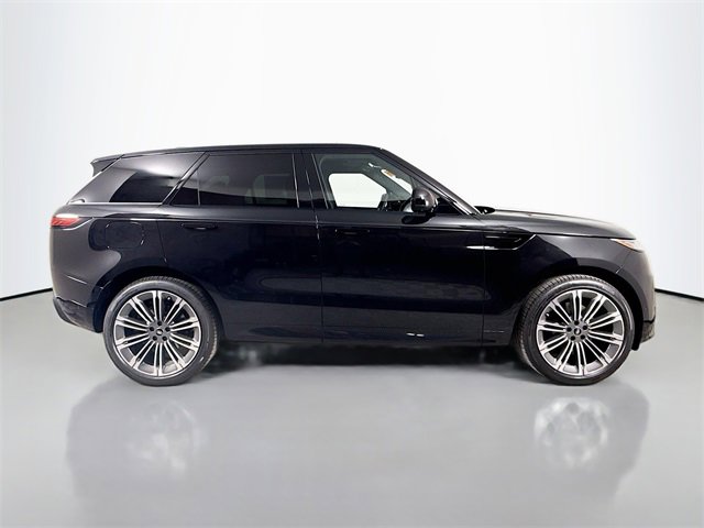 New 2025 Land Rover Range Rover Sport Dynamic SE image 4