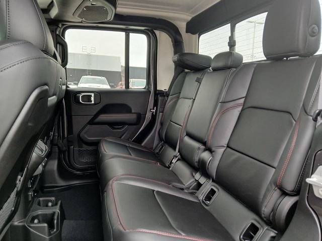 New 2026 Jeep Gladiator Rubicon w/ Steel Power Dome Hood Package AWD/4WD image 12
