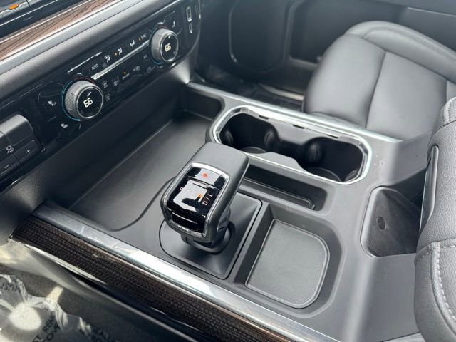 Used 2025 Chevrolet Silverado 1500 LT Trail Boss w/ Convenience Package II AWD/4WD image 19
