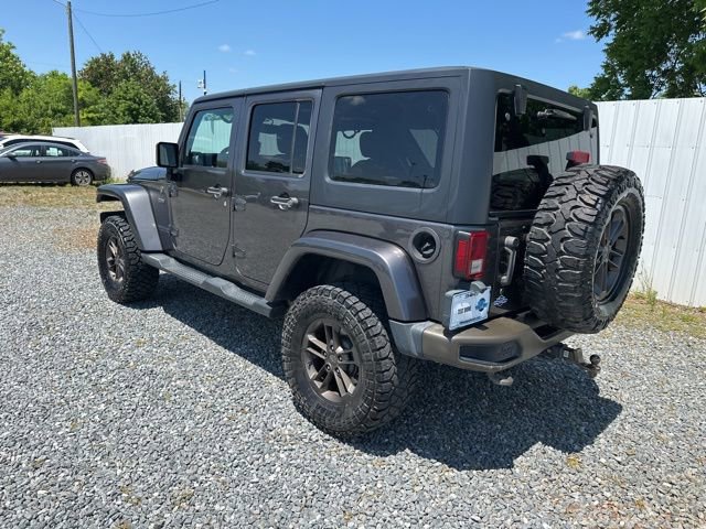 Used 2016 Jeep Wrangler Unlimited Sahara AWD/4WD image 3