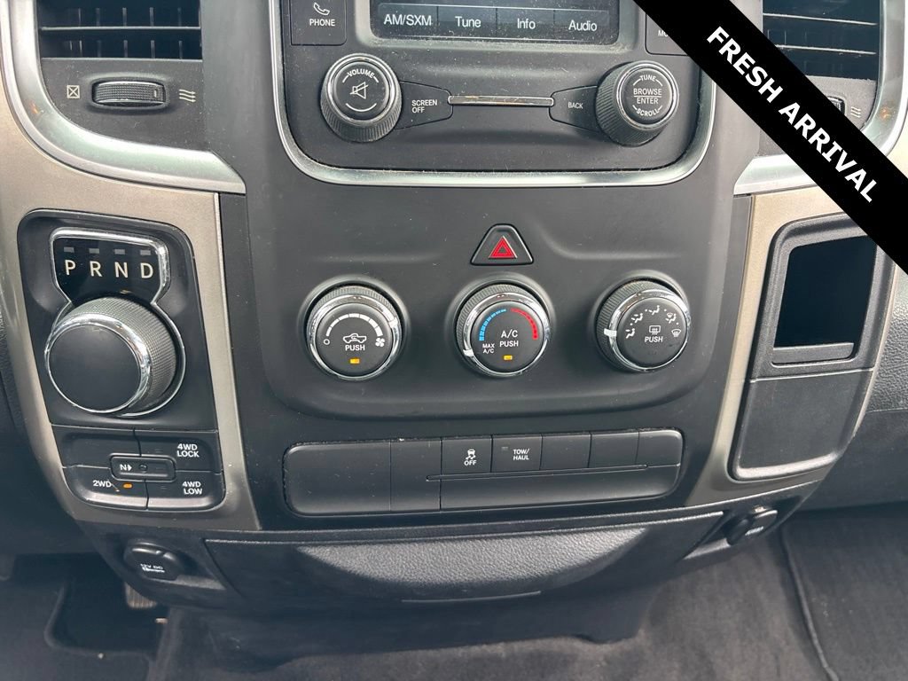 Used 2017 RAM 1500 Classic SLT AWD/4WD image 9