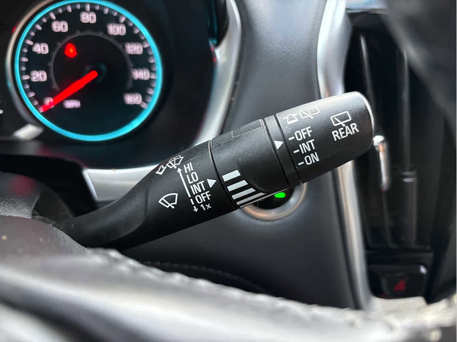 Used 2019 Chevrolet Traverse LT image 28