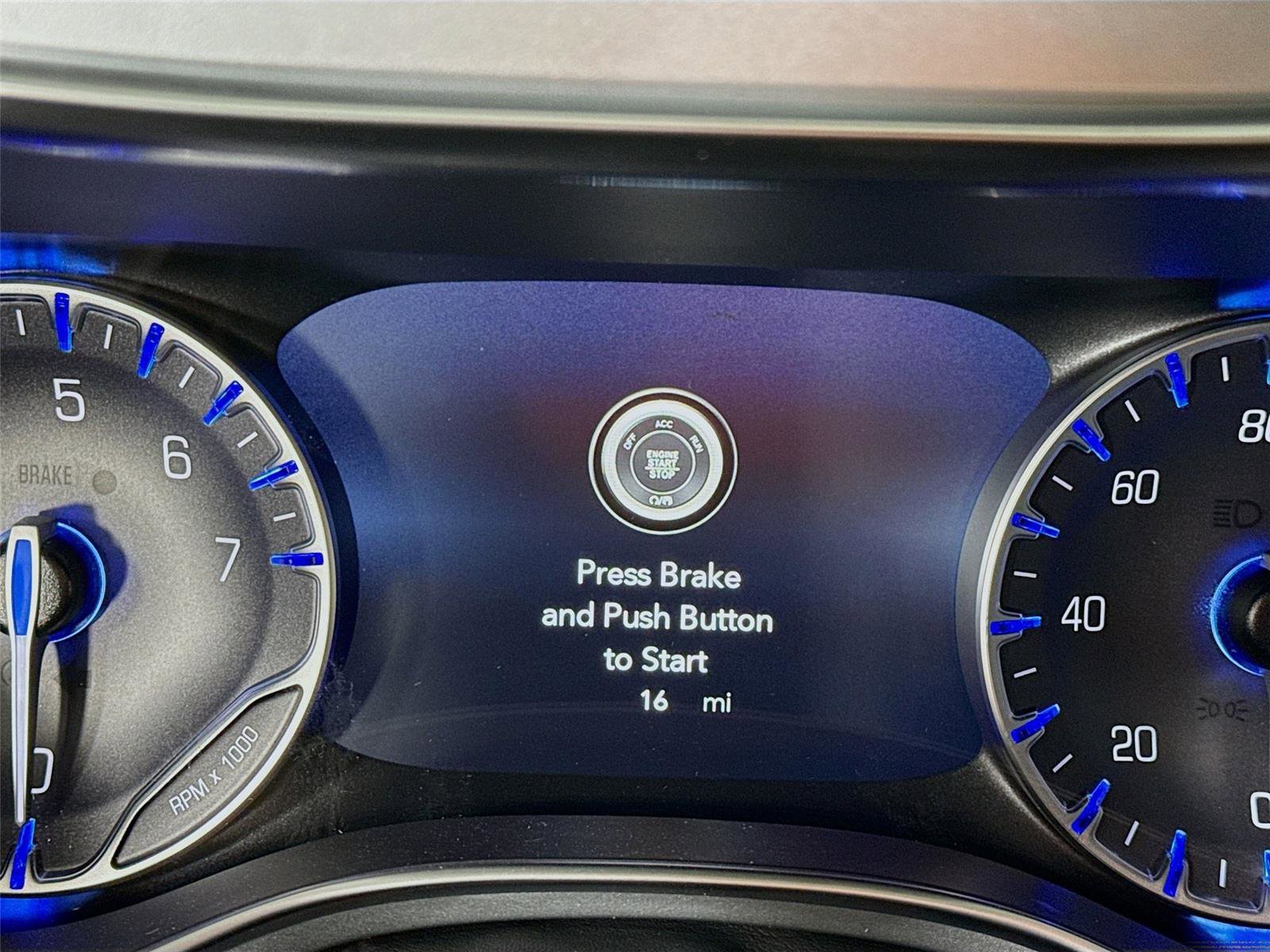 New 2026 Chrysler Pacifica Limited image 7