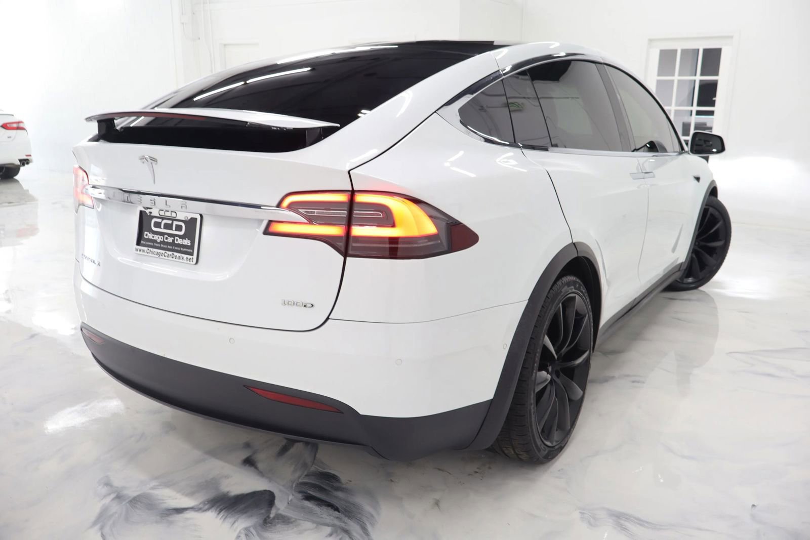 Used 2018 Tesla Model X 100D image 6
