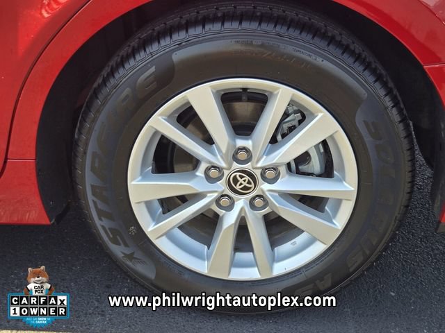 Used 2025 Toyota Camry LE FWD image 15