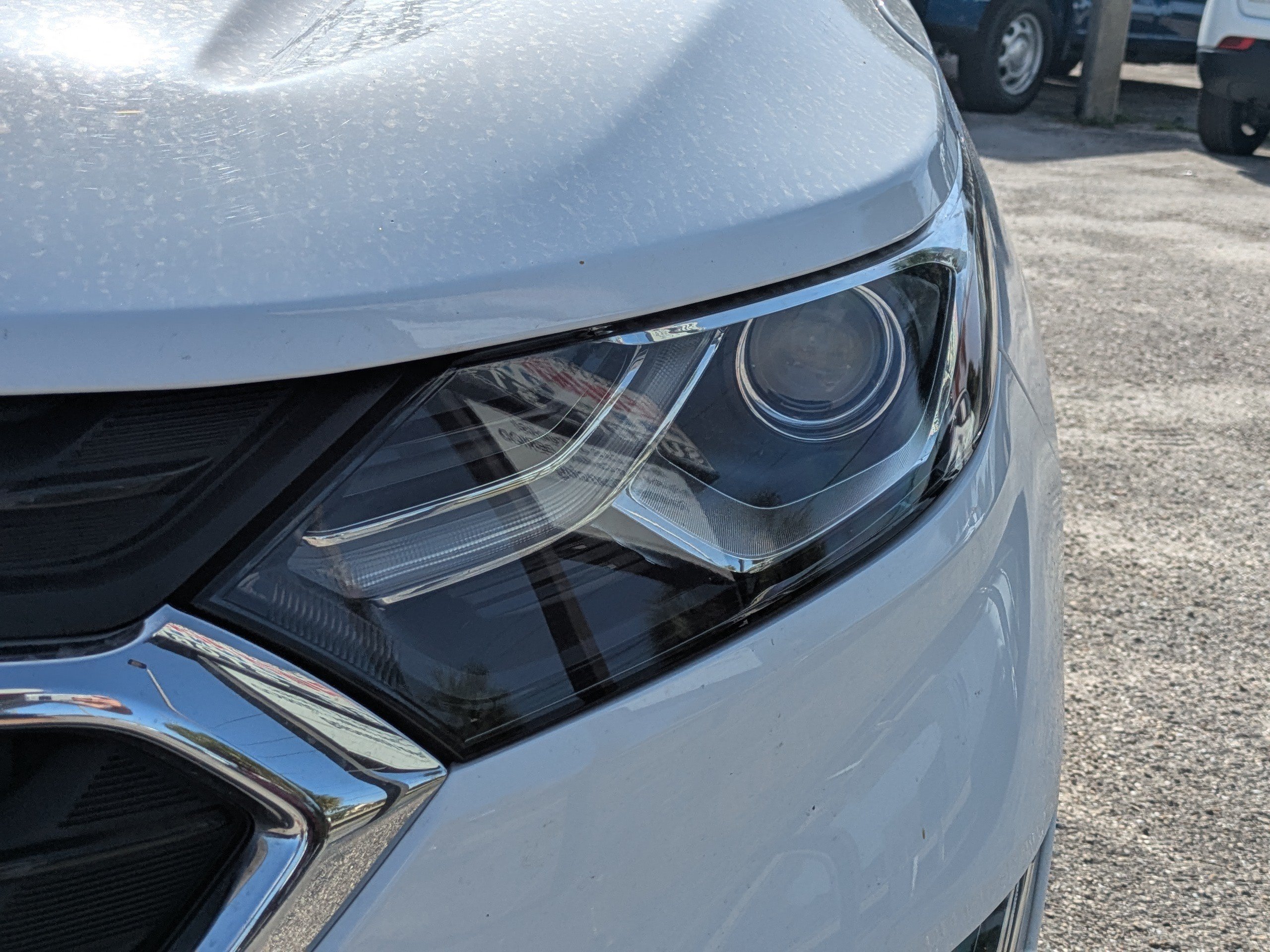 Used 2018 Chevrolet Equinox LT FWD image 10