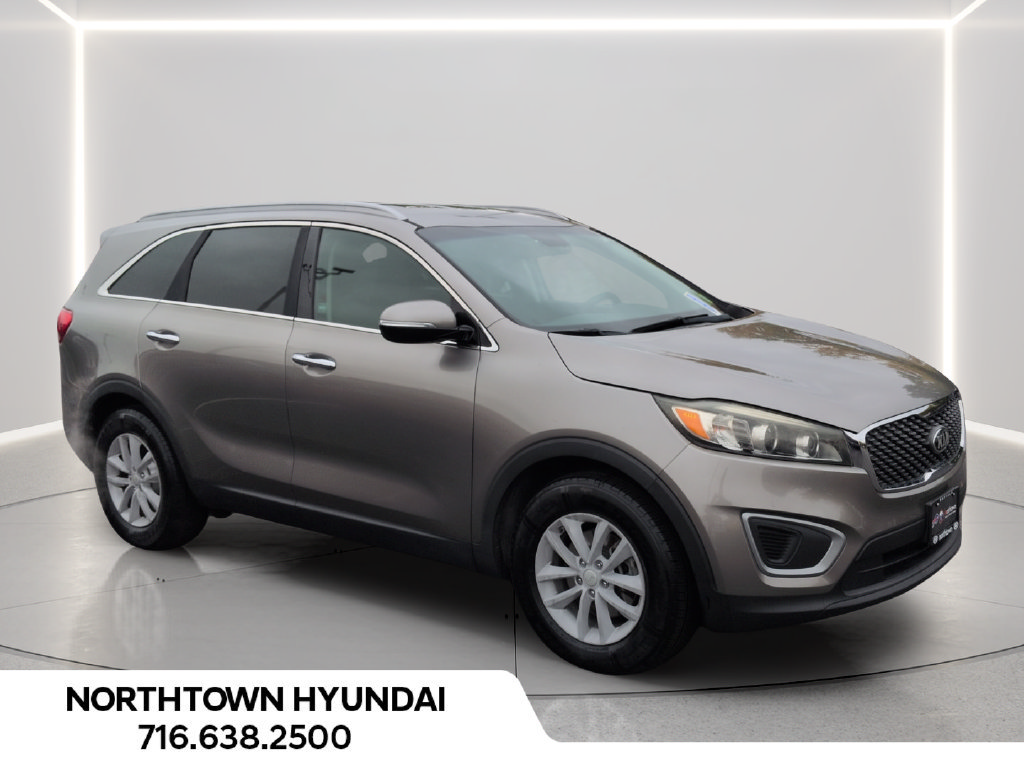 Used 2018 Kia Sorento FWD V6 image 8