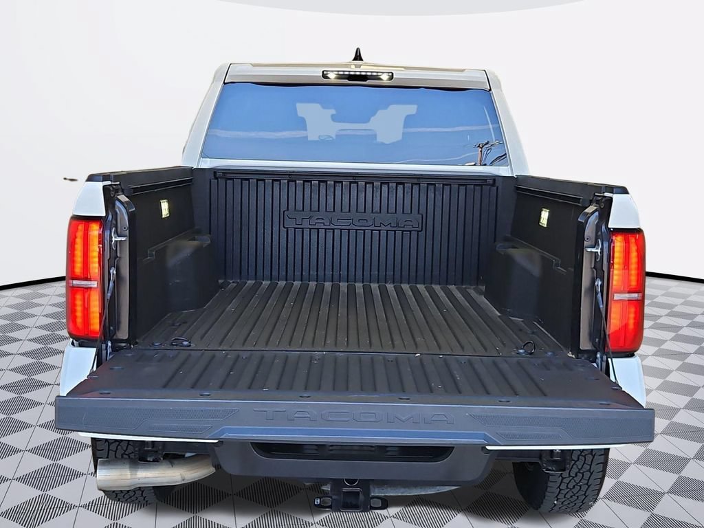 Used 2024 Toyota Tacoma TRD Off-Road AWD/4WD image 24