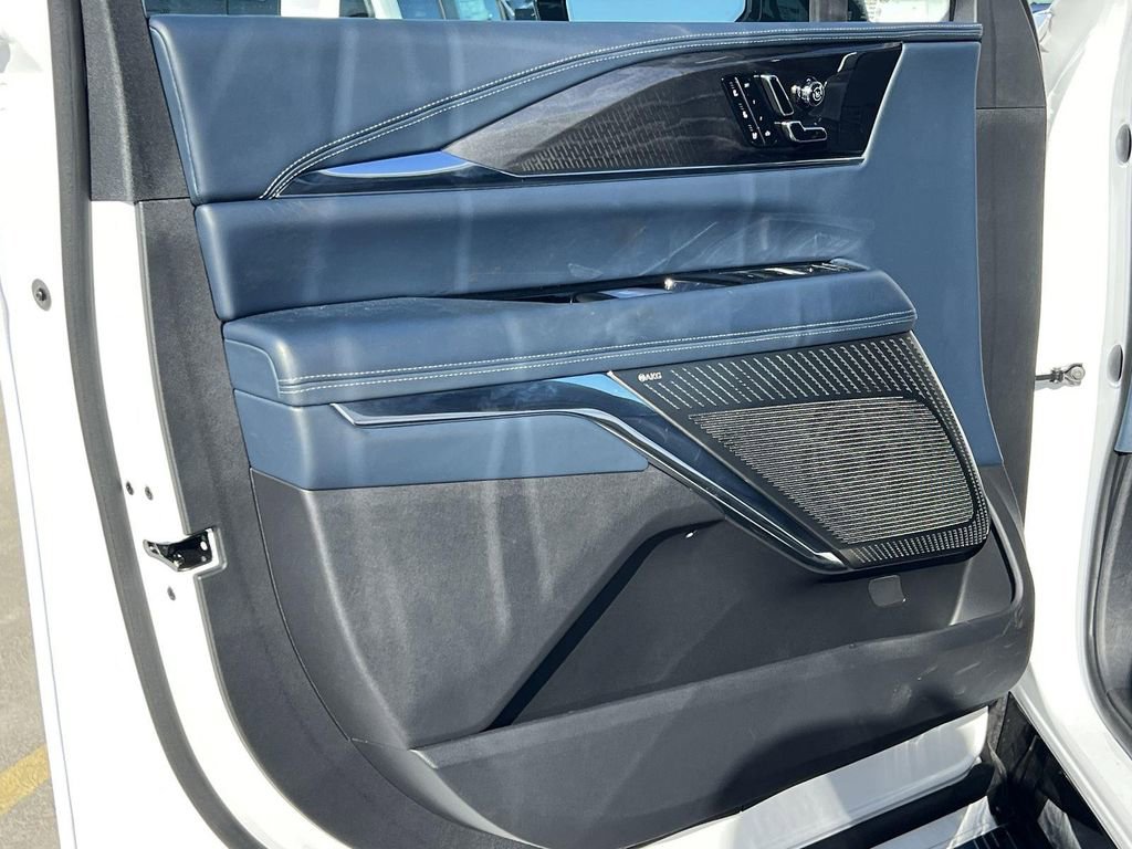 New 2025 Cadillac Escalade IQ Luxury 2 image 10