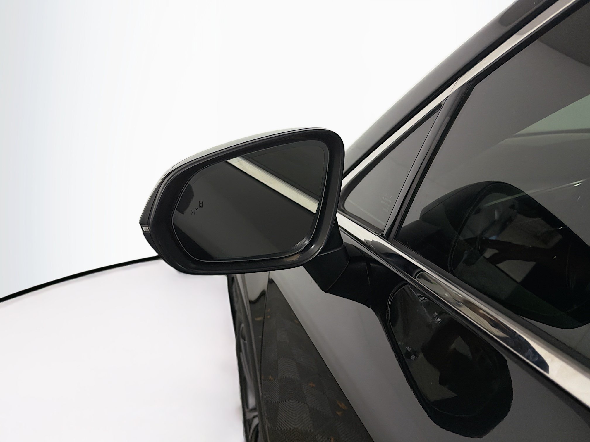 Used 2023 Lexus RX 350 Premium w/ Accessory Package FWD image 16