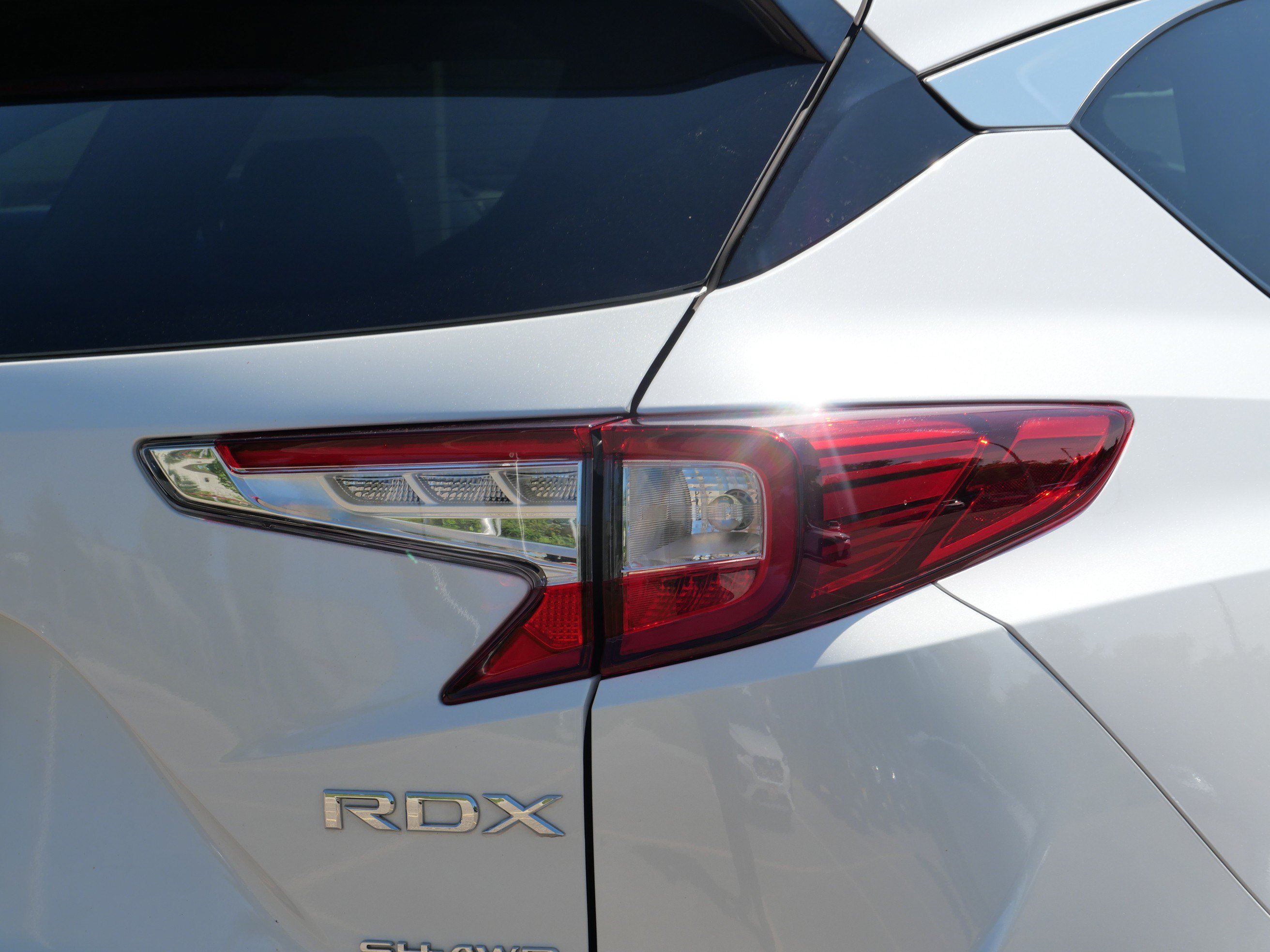 Used 2024 Acura RDX w/ Technology Package AWD/4WD image 17