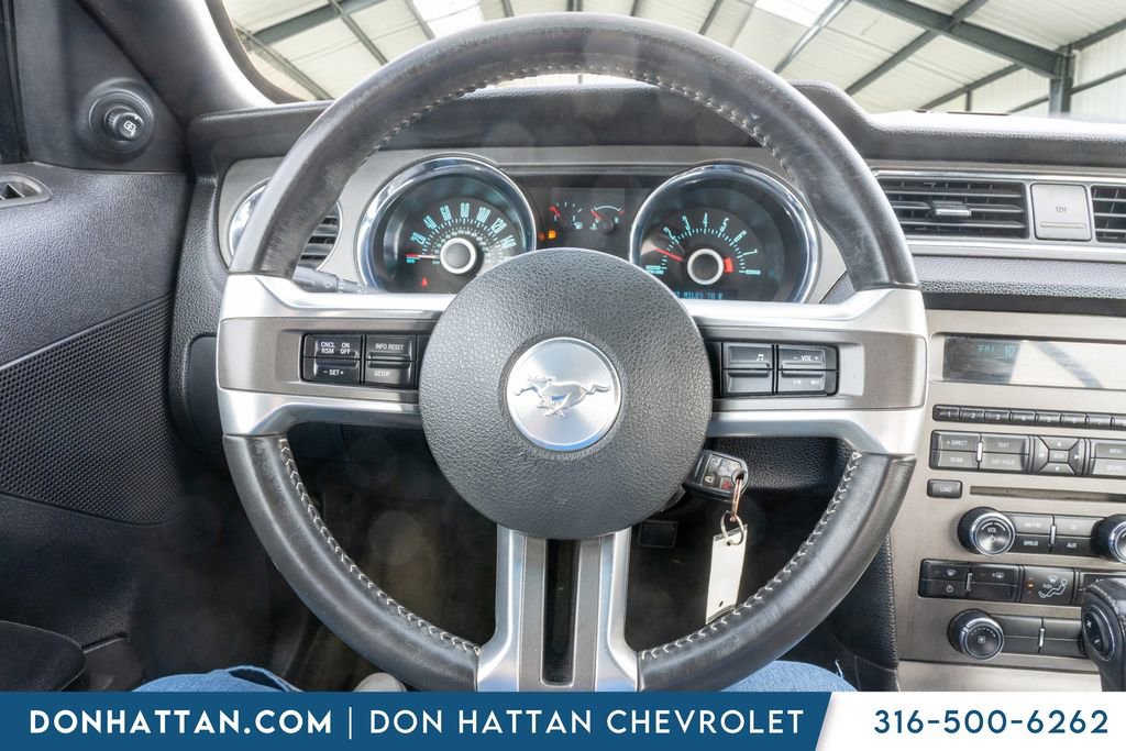 Used 2013 Ford Mustang Convertible image 6
