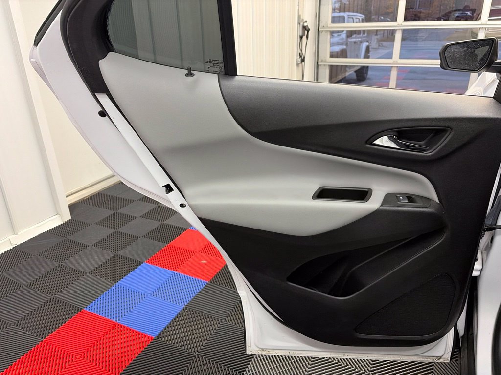 Used 2024 Chevrolet Equinox LS w/ LPO, Floor Liner Package FWD image 15