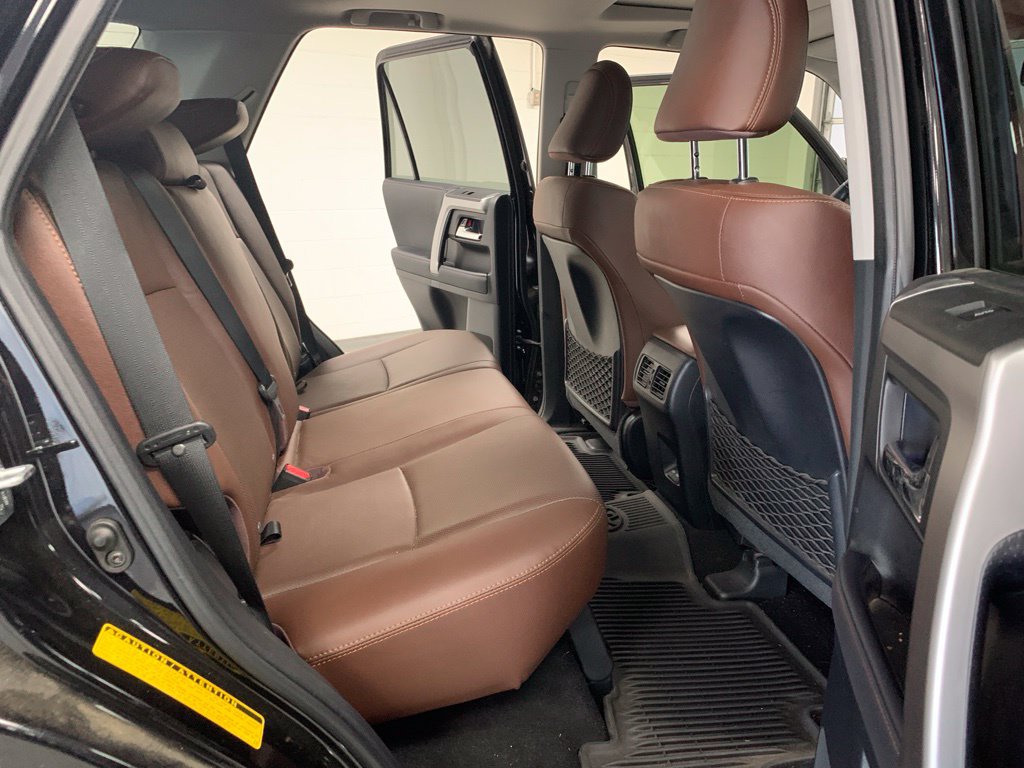 Used 2023 Toyota 4Runner Limited RWD image 6