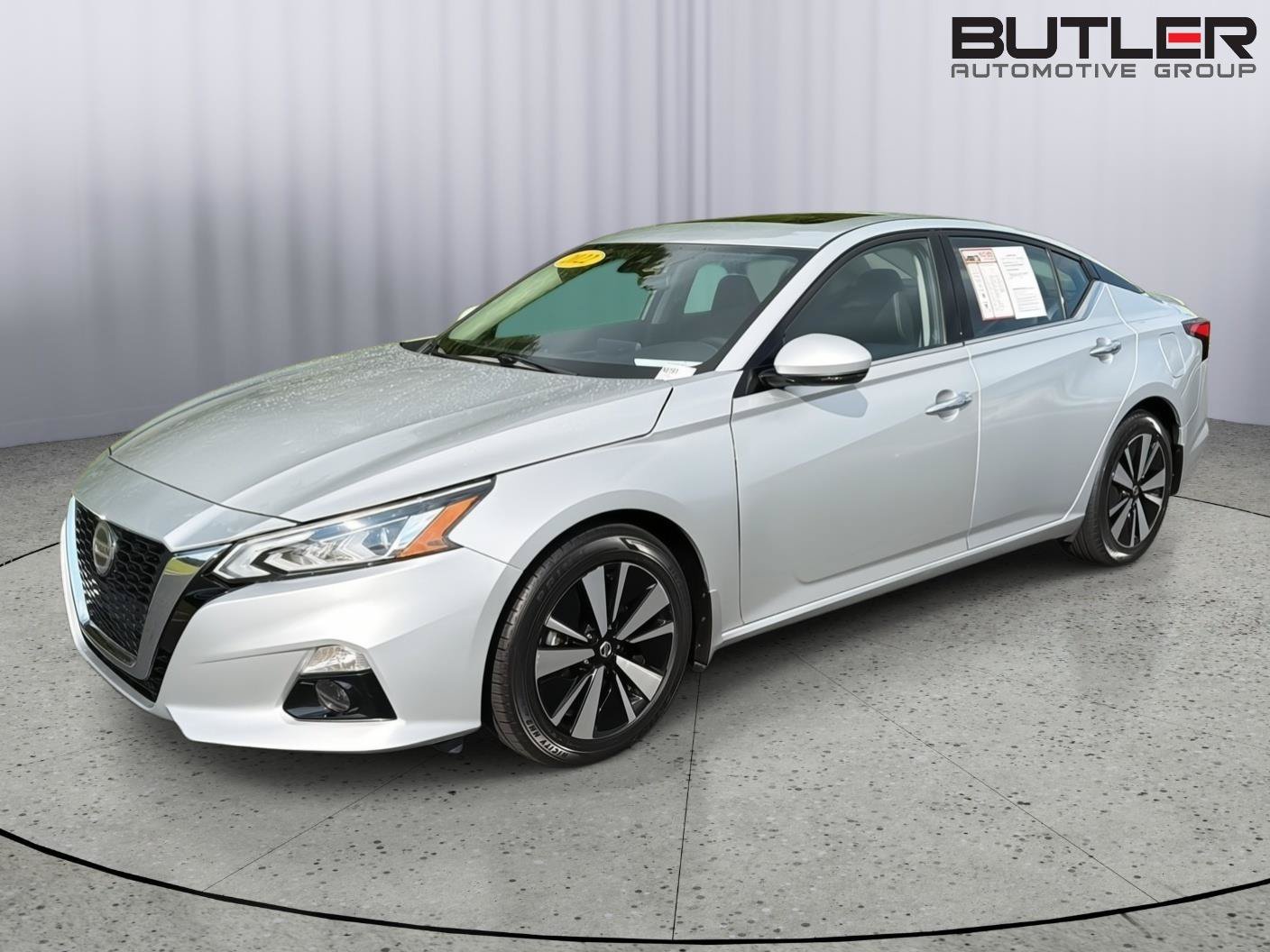 Used 2022 Nissan Altima 2.5 SL FWD image 2