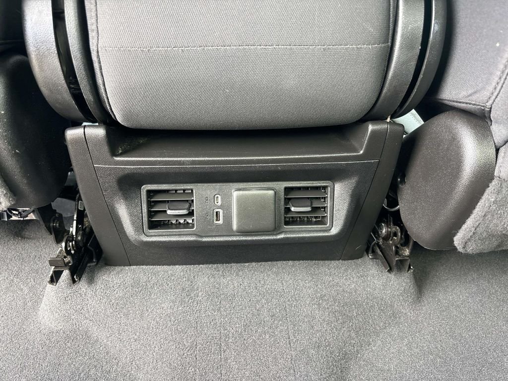 Used 2023 Chevrolet Silverado 1500 LT AWD/4WD image 14