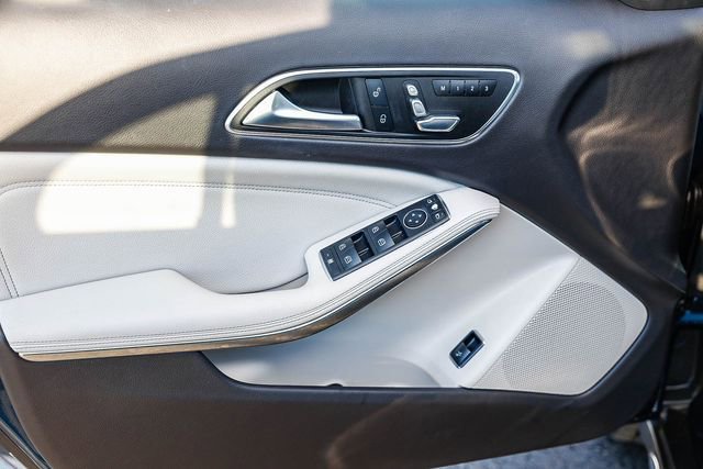 Used 2020 Mercedes-Benz GLA 250 4MATIC image 21