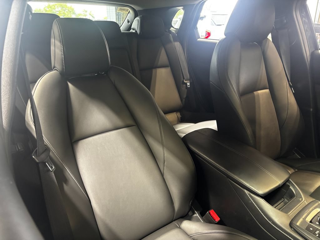 Used 2023 MAZDA CX-30 AWD 2.5 S w/ Select Package image 3