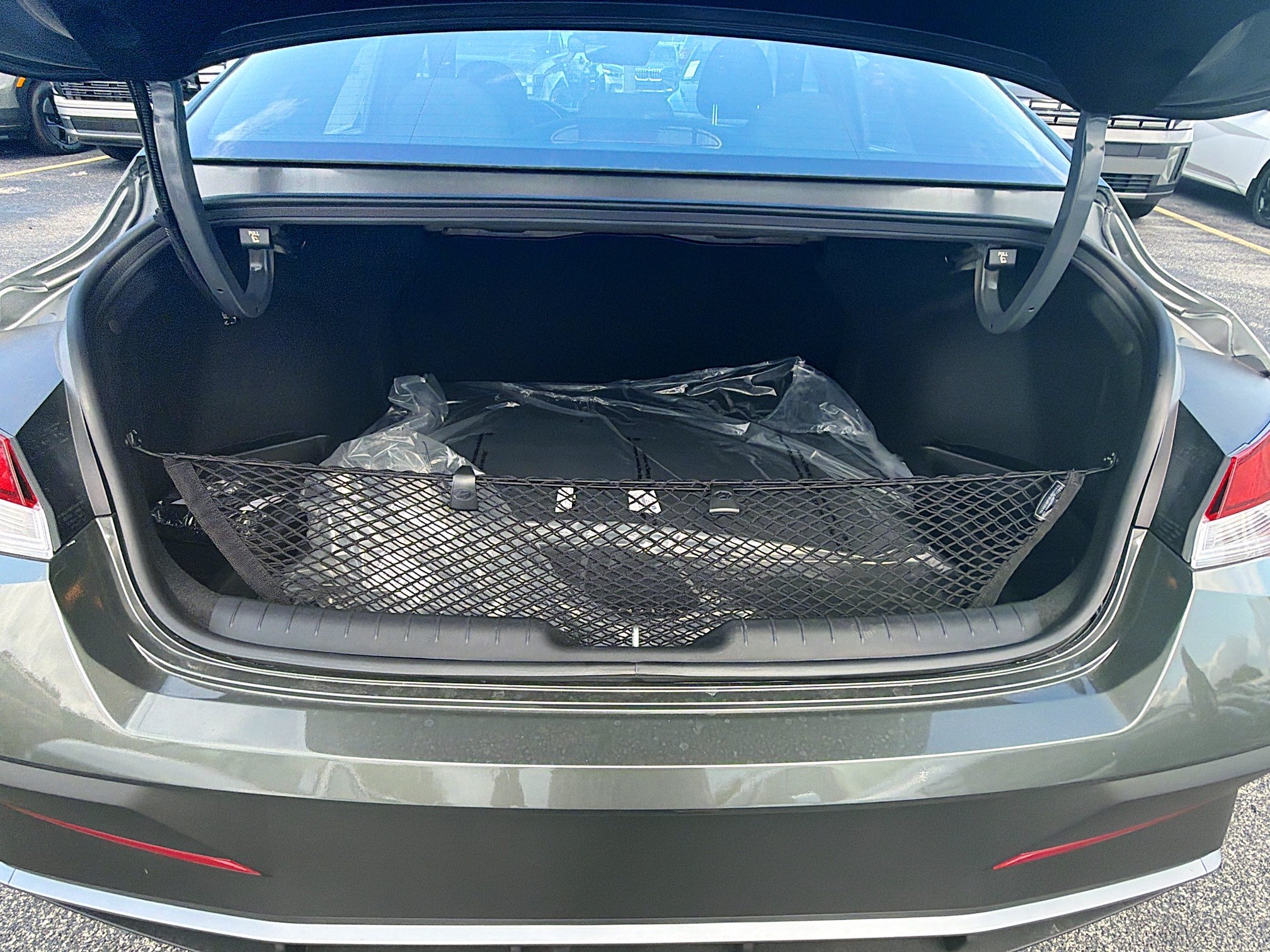 New 2026 Hyundai Elantra Sport FWD image 18