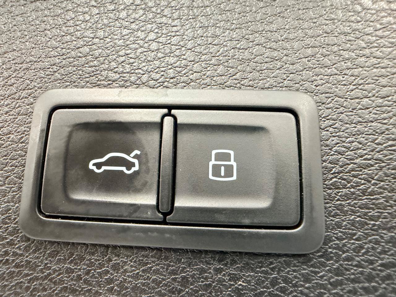 Used 2019 Audi SQ5 Prestige w/ Prestige Package AWD/4WD image 25