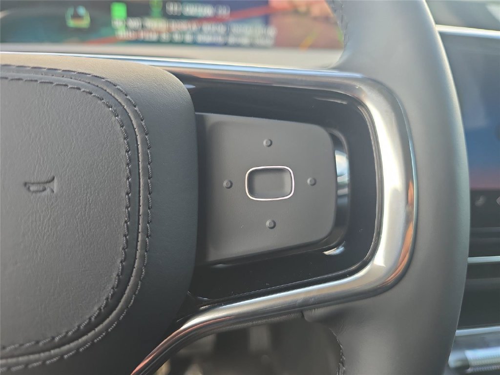 New 2026 Lincoln Nautilus Premier AWD/4WD image 22