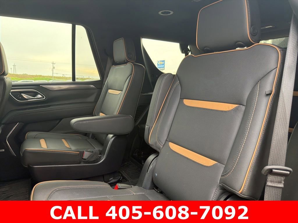 Used 2024 GMC Yukon AT4 w/ Technology Package AWD/4WD image 22