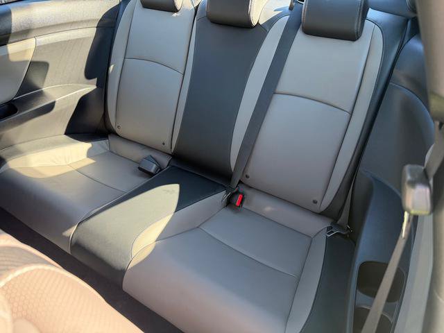 Used 2018 Honda Civic EX-L image 10