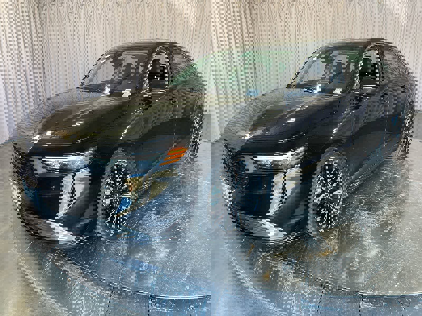 Used 2024 Honda Accord Touring video 2