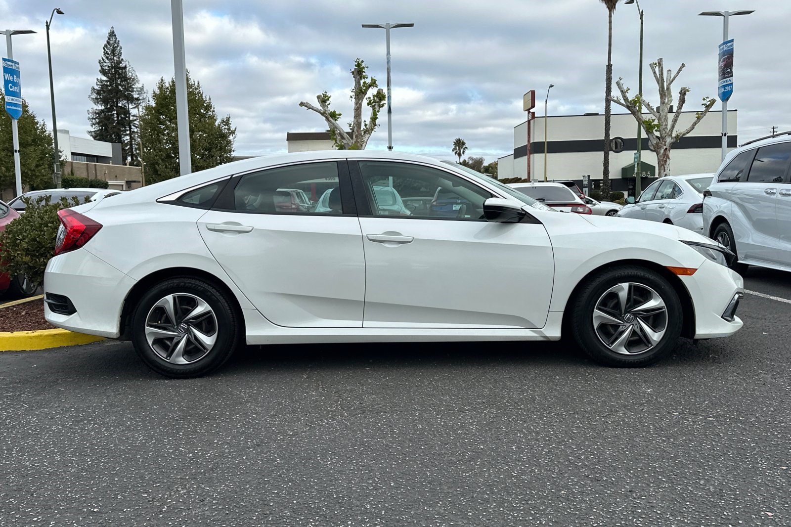 Used 2019 Honda Civic LX image 8
