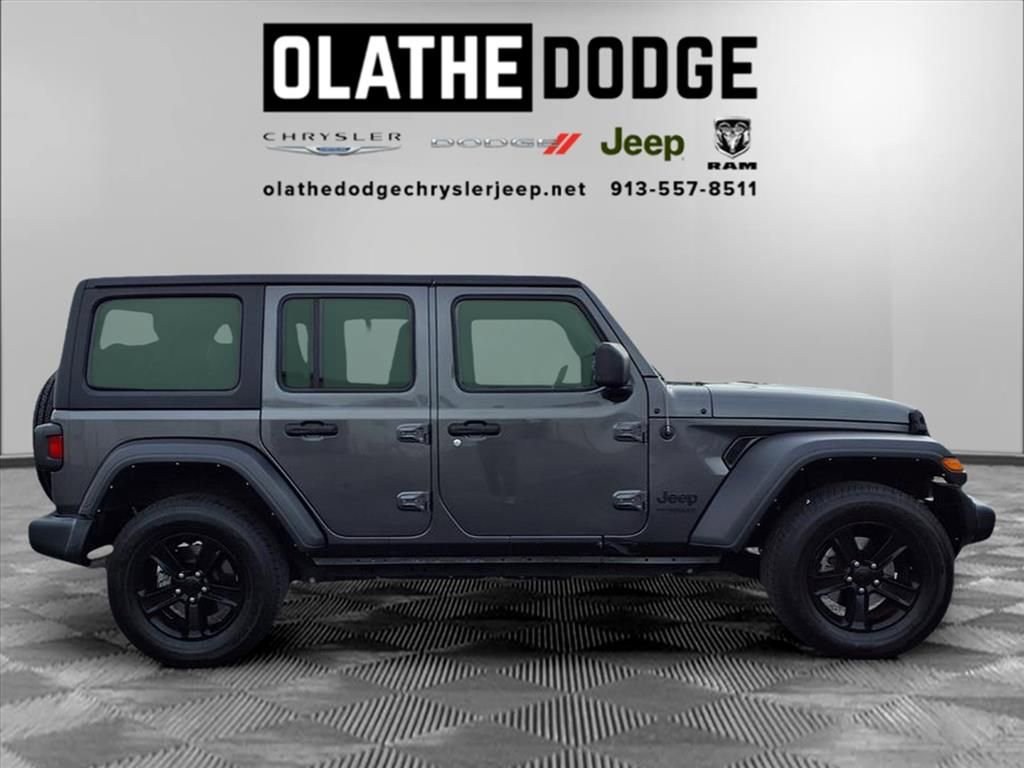 Used 2022 Jeep Wrangler Unlimited Sport image 28